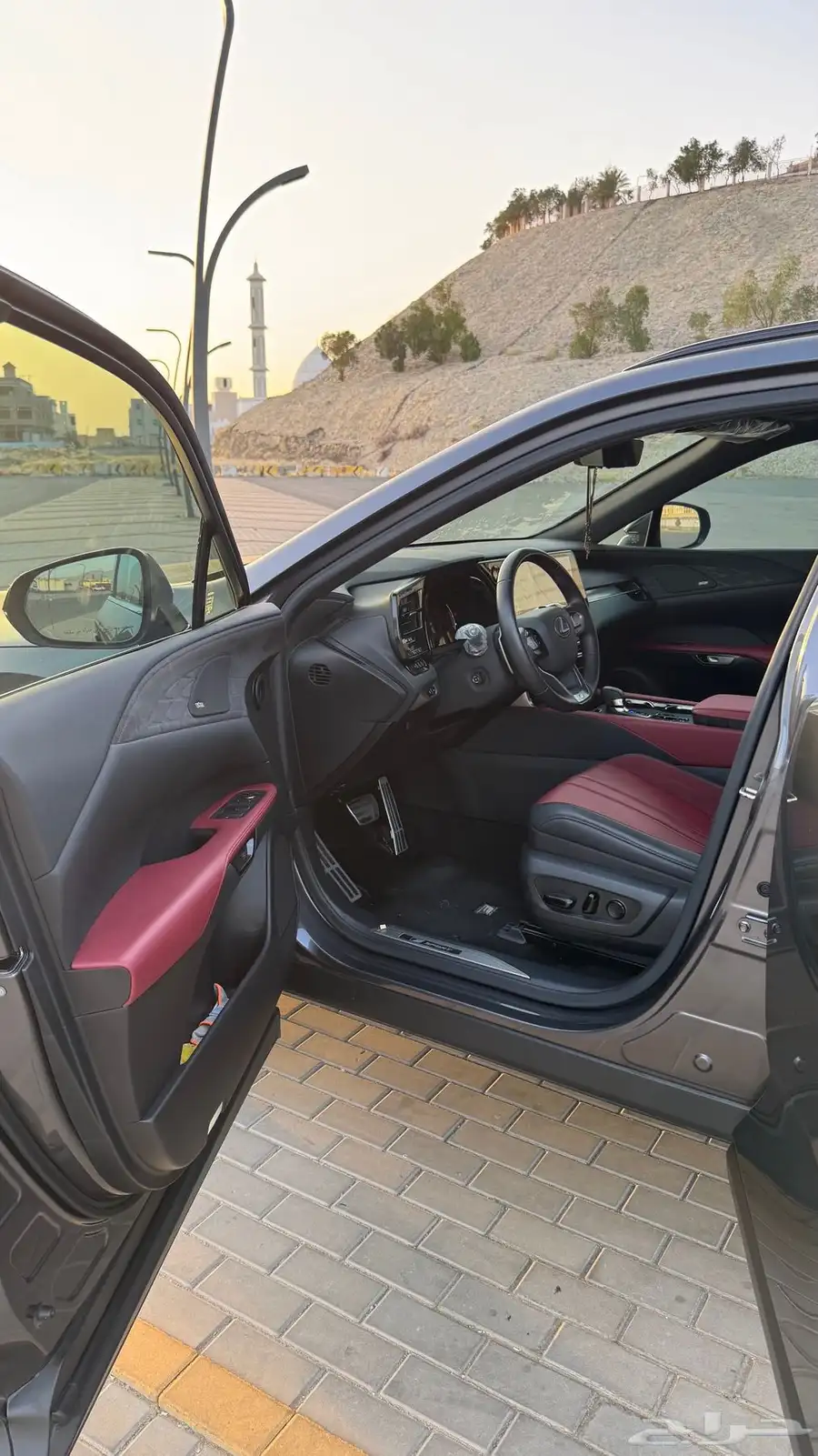 لكزس RX 350 F_SPORT بنزين موديل 2024 13