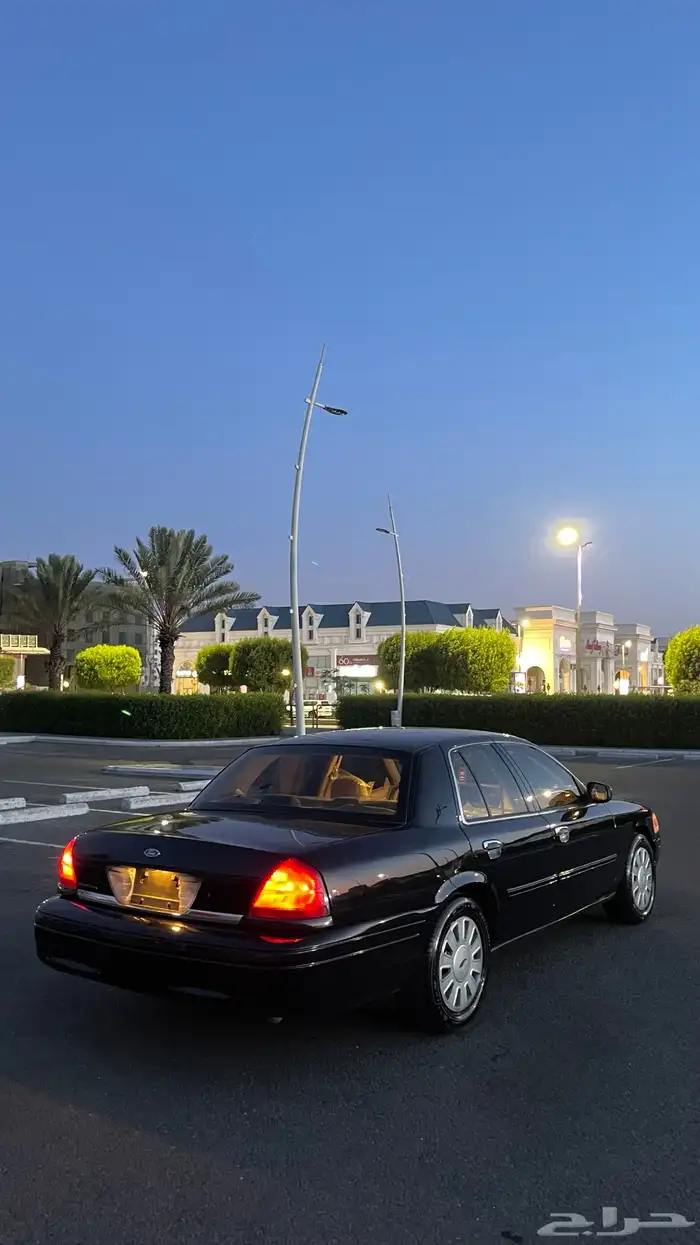 فورد كراون فكتوريا بوليسي 2010 7