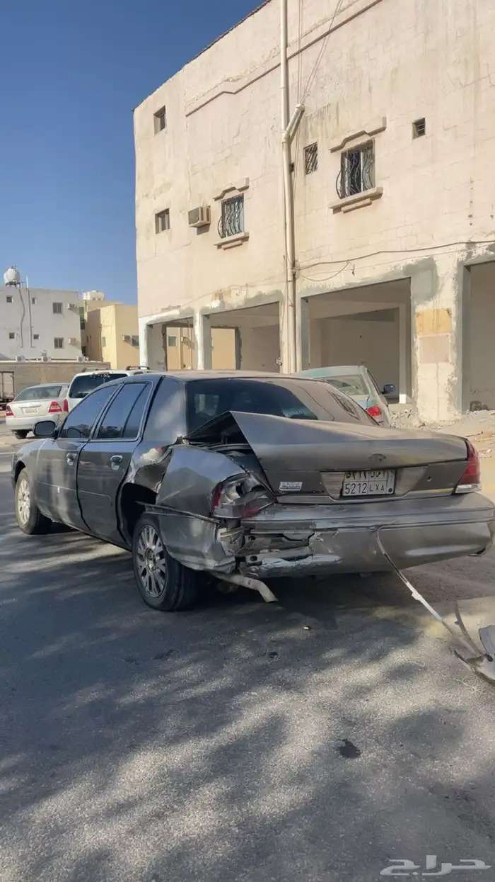 للبيع فورد فكتوريا 0