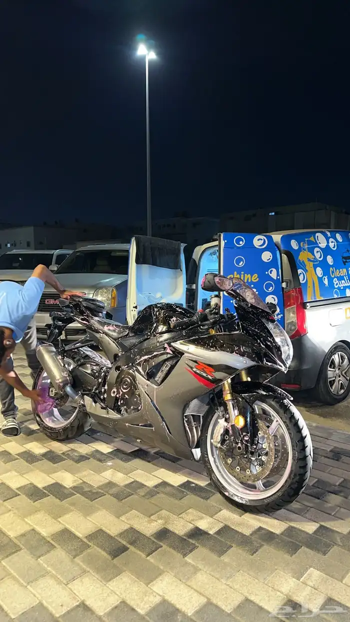 ريس سزوكي 2018 حجم 750 5