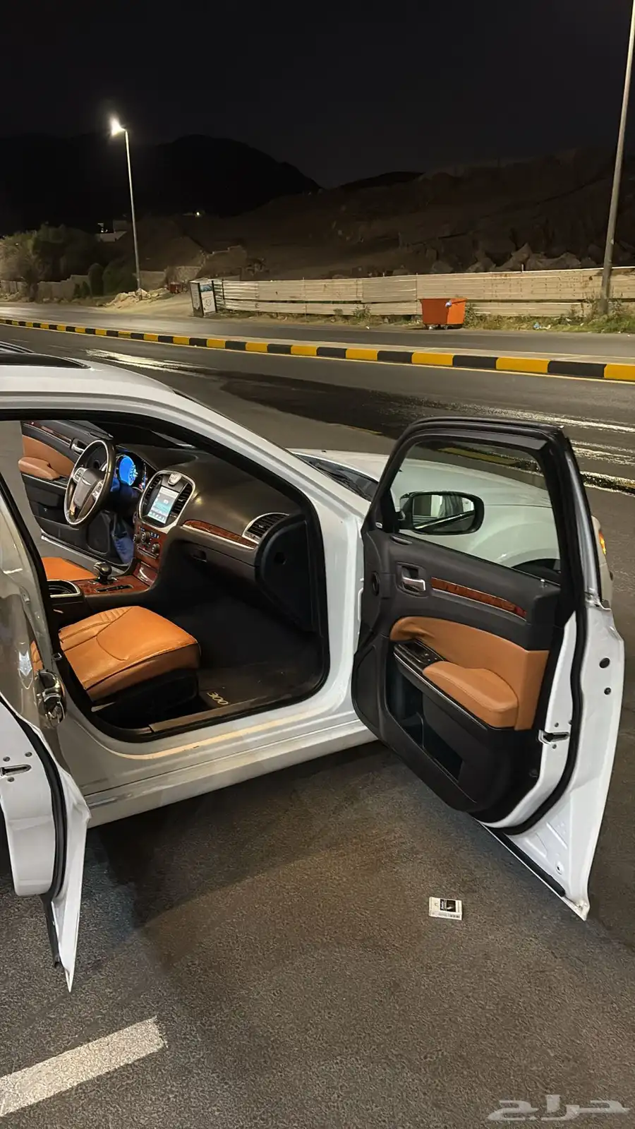 كرايزلر 2012 c300 2