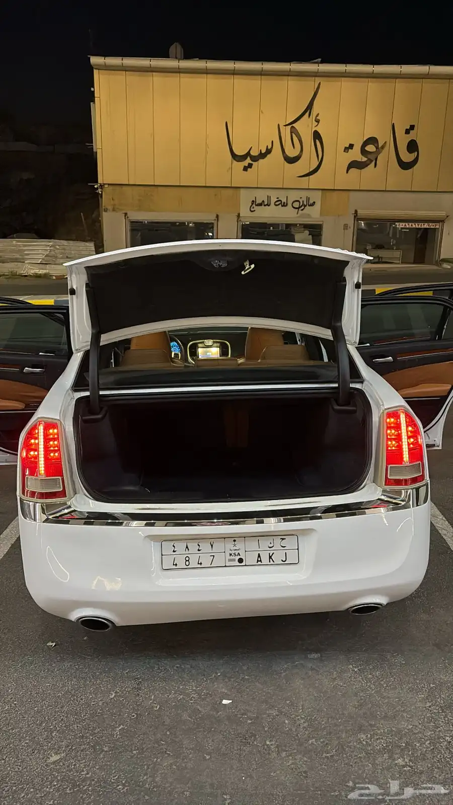 كرايزلر 2012 c300 8