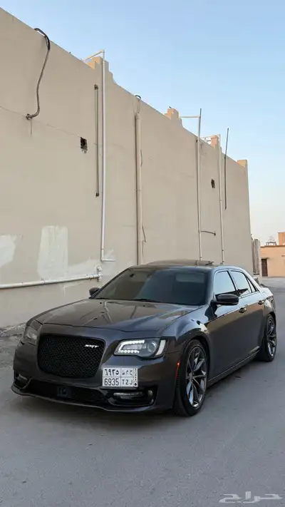 كرايزلر اكزكتيف فل كامل 8 سلندر 2