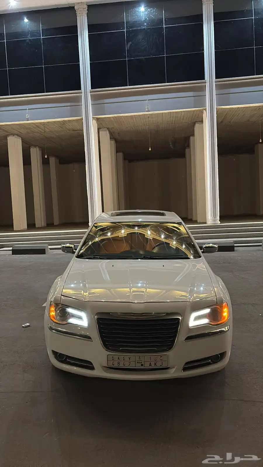 كرايزلر 2012 c300 10
