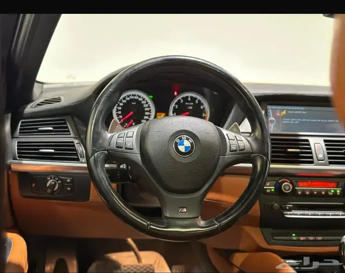 بي ام دبليو X6 Mpower 2014 فل كامل بحاله ممتازه 8