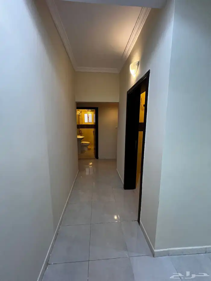 شقة للإيجار 4 غرف و 3 غرف 10
