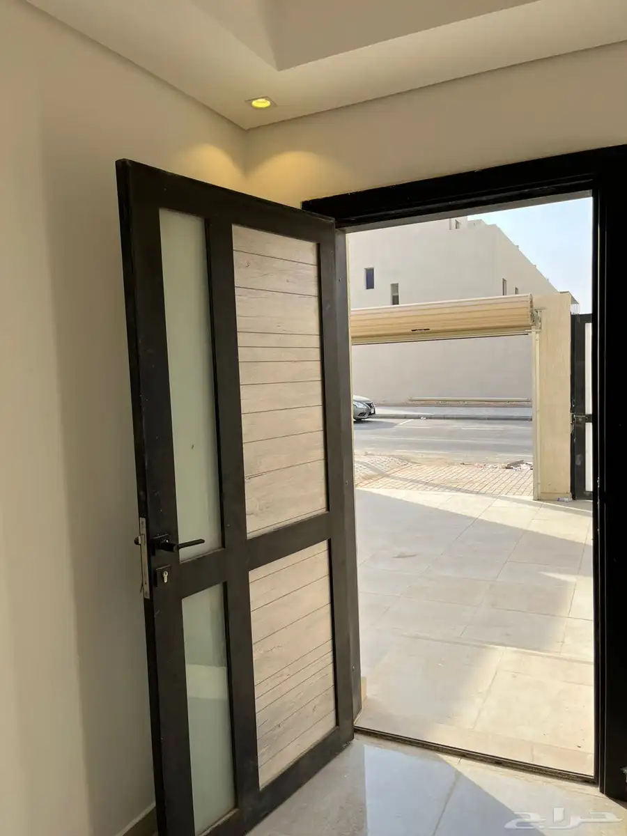 للبيع فيلا حي النرجس بالرياض 40