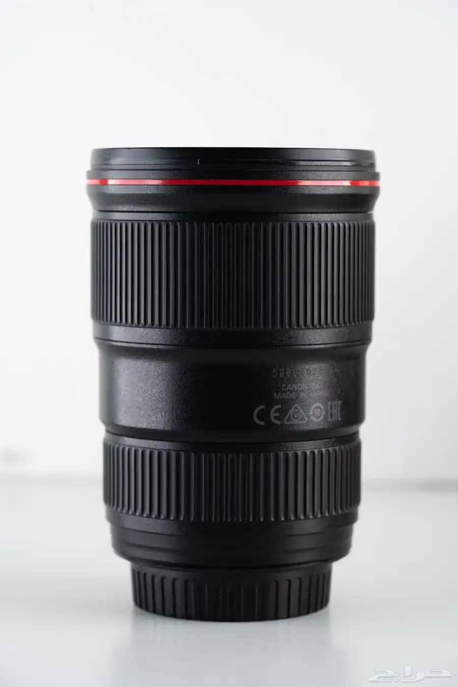 عدسة كانون فل فريم Canon EF 16-35mm F 4 IS USM 8