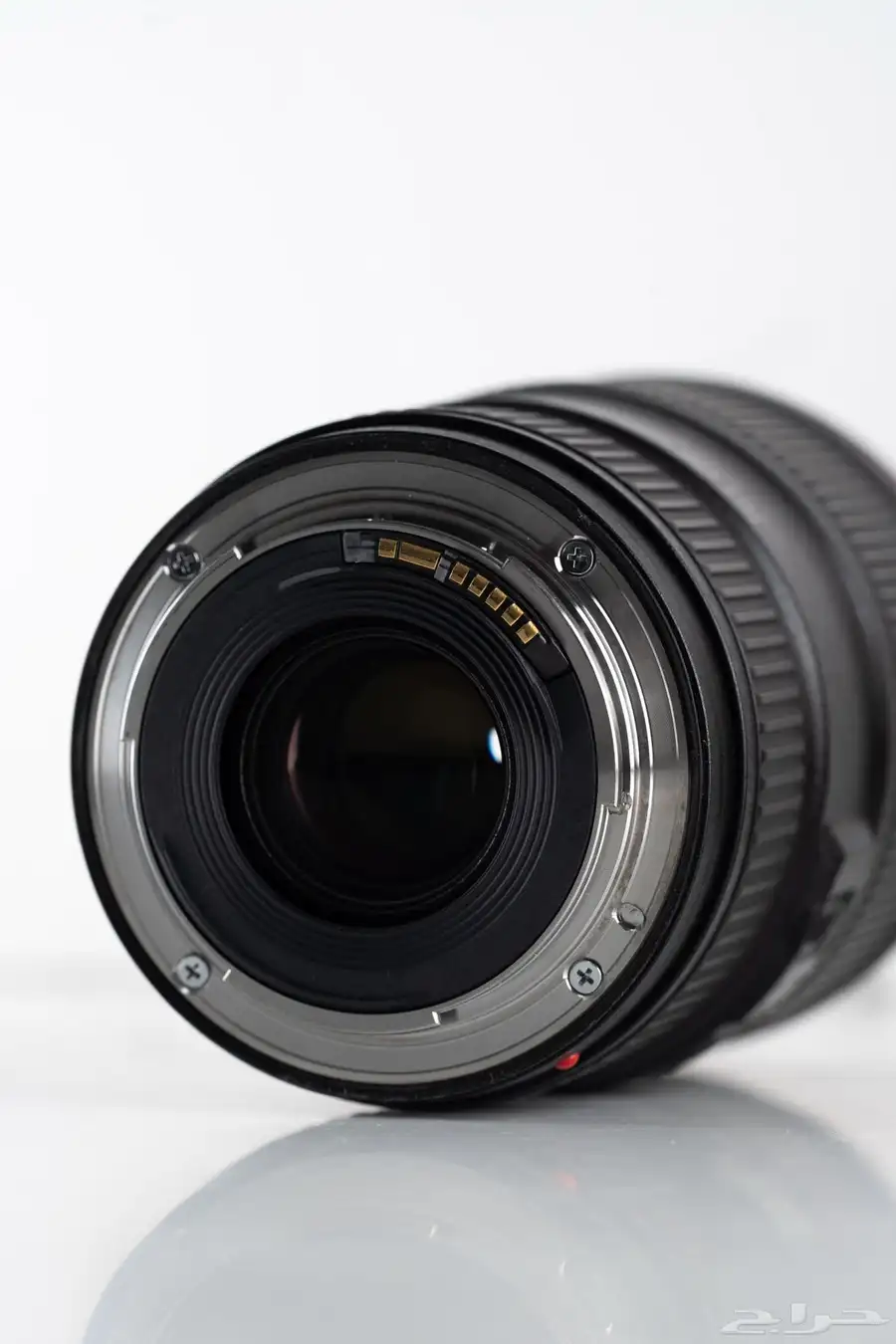 عدسة كانون فل فريم Canon EF 16-35mm F 4 IS USM 4