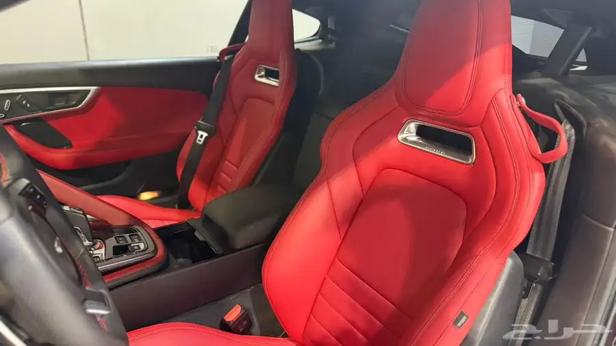 جاكوار F-TYPE R DINAMIC 2018 بحالة ممتازة 12
