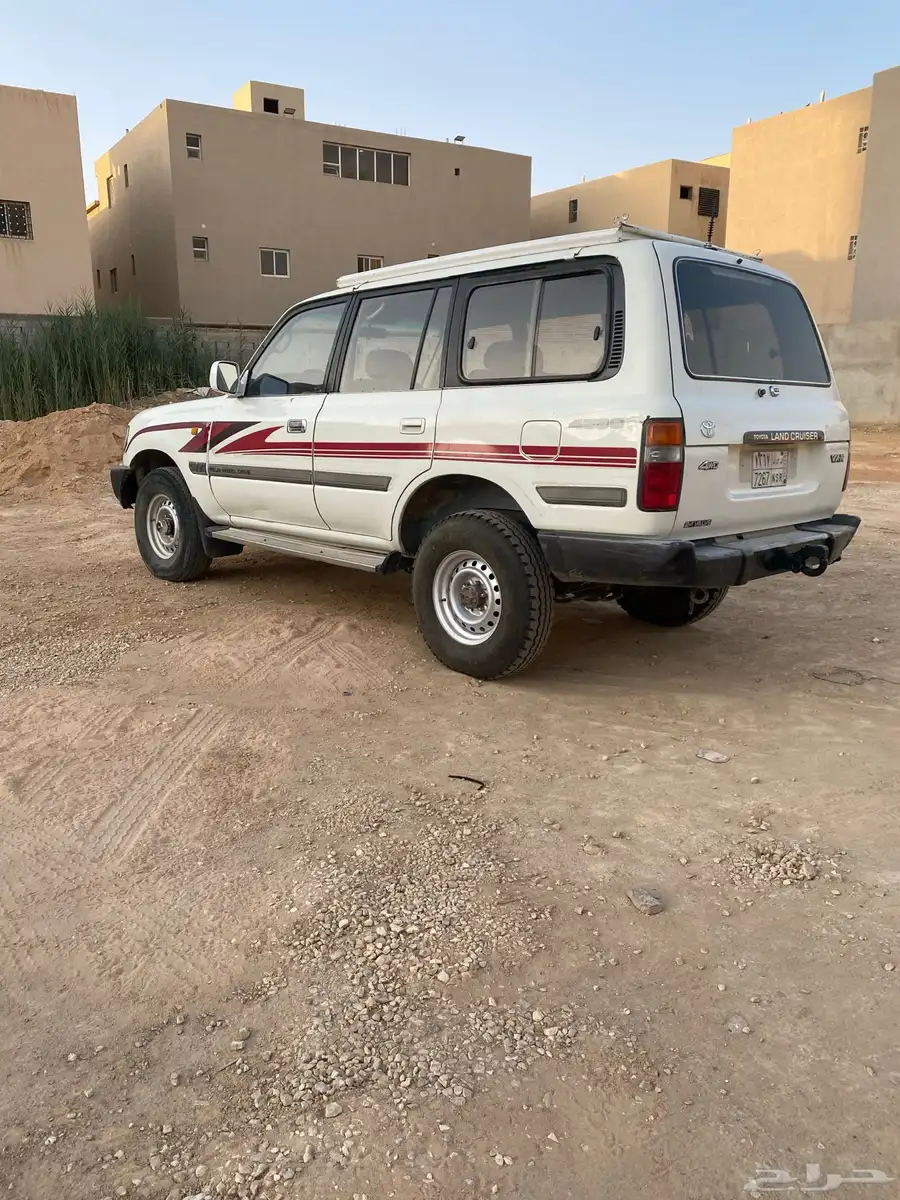 صالون جيب لاندكروزر 95نضيف بخاخ 6