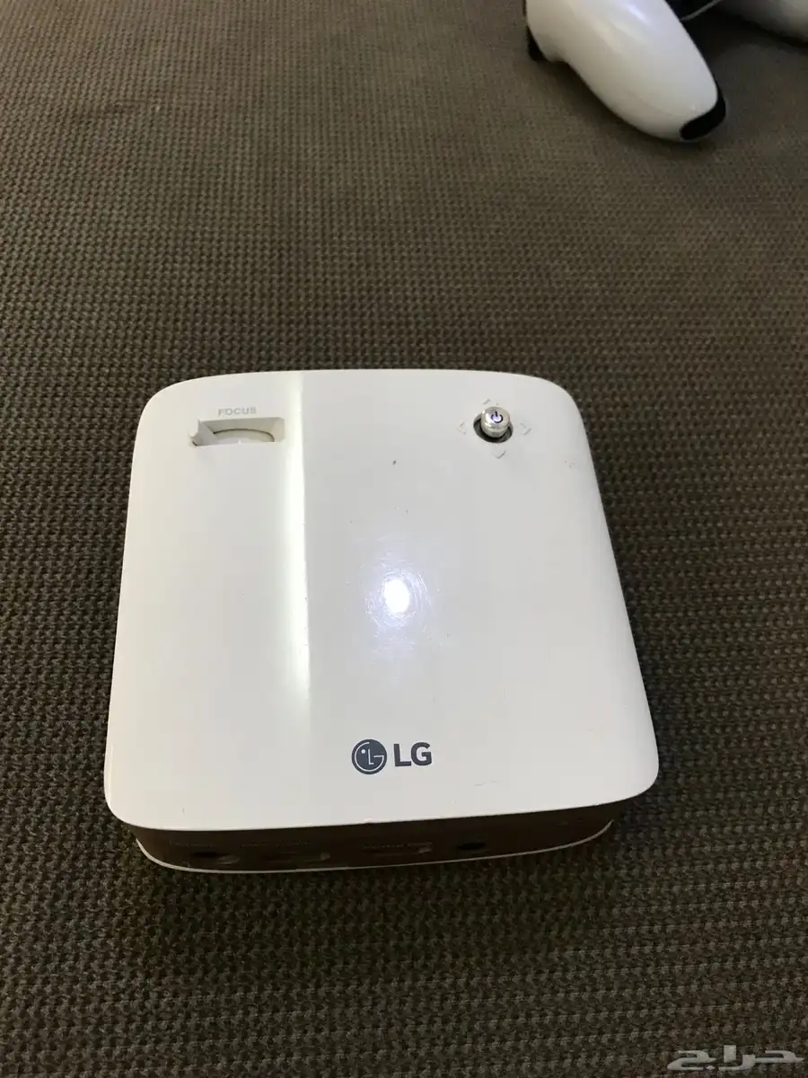 بروجكتر LG السعر 300 0