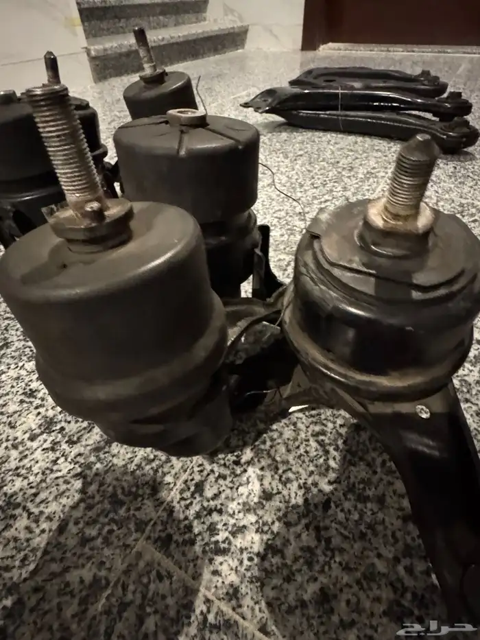 قطع غيار كامري 6