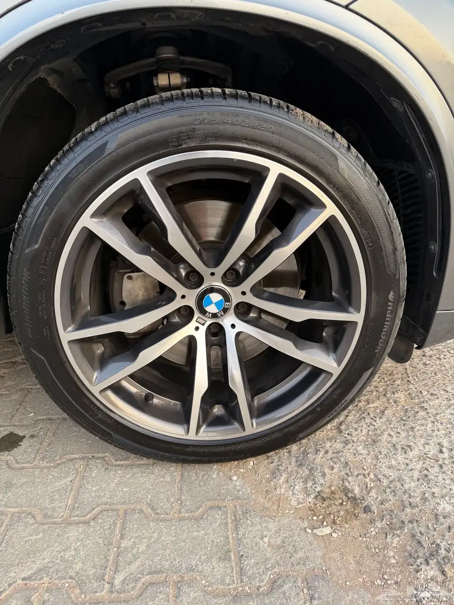 سيارة BMW X5 15