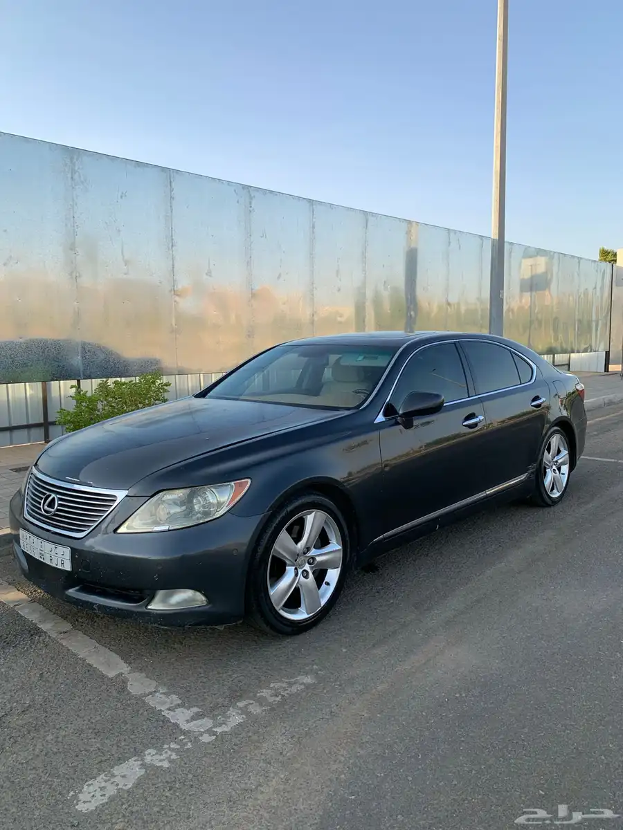 لكزس Ls 460 موديل 2007 2