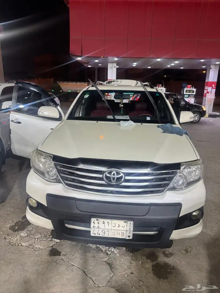 Toyota fortuner 7