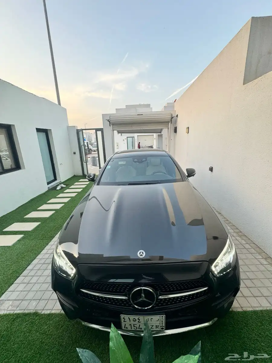 مرسيدس E350 موديل 2021 اسود 7