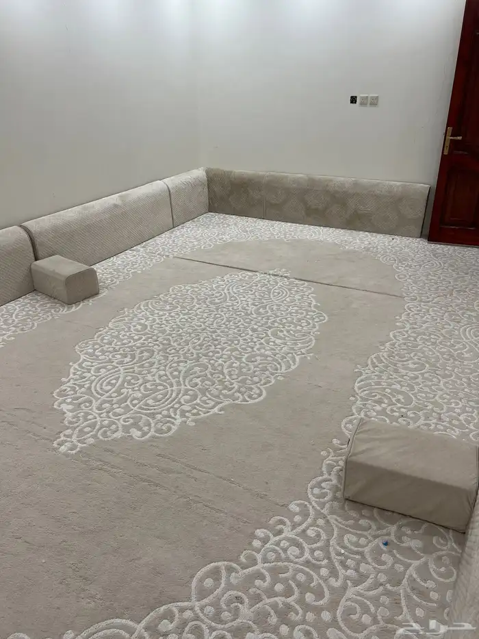 مساند و فراش وستاره للبيع 0