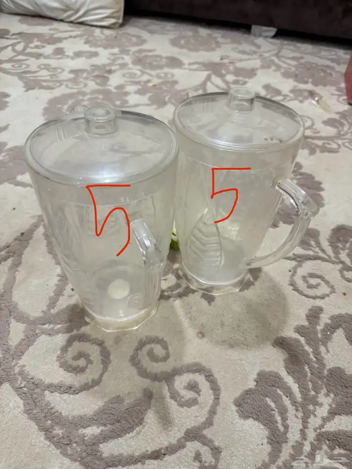 مواعين شبه جديدة كل واحد سعره عليه . 12