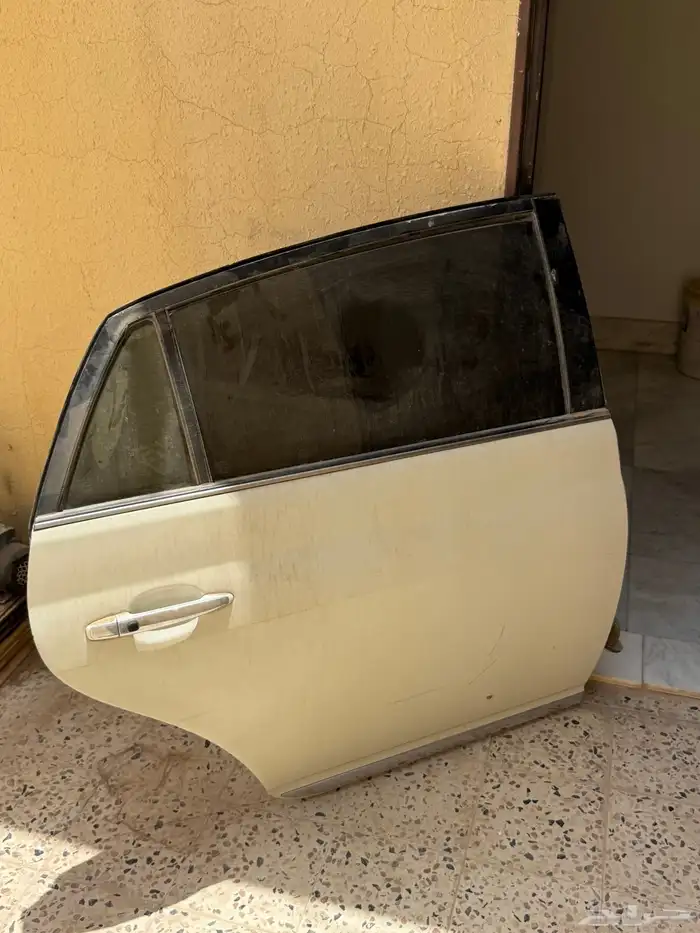 باب افلون خلفي مع الديكور 0