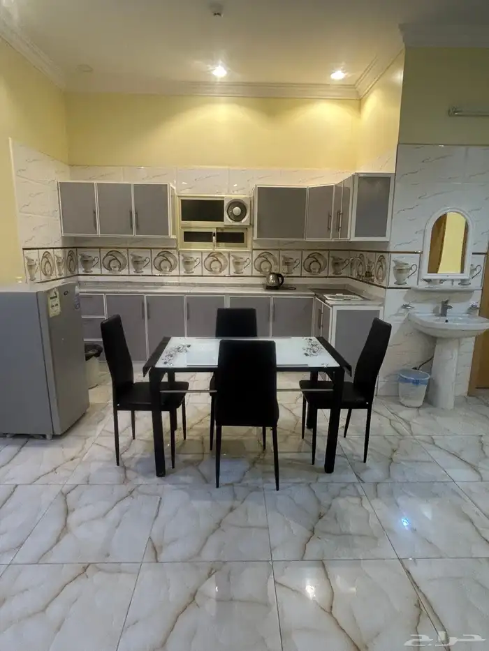 شقة مفروشة في تتومة الخضراء 3