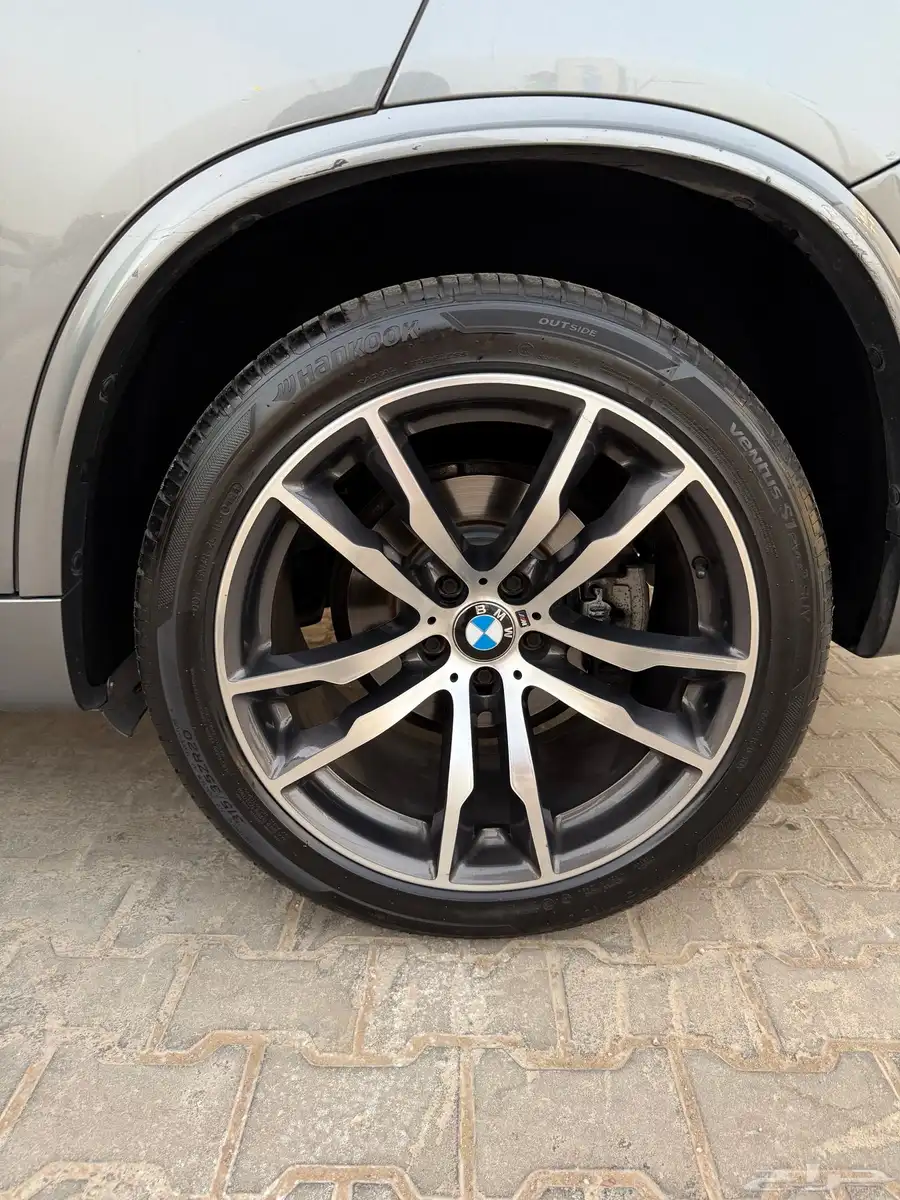 سيارة BMW X5 17