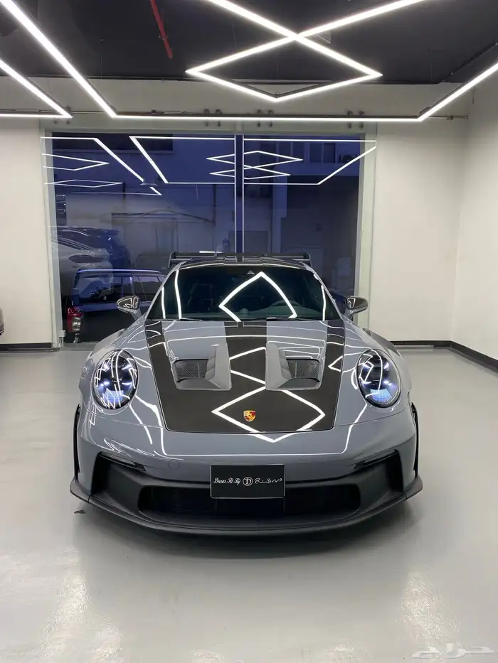 بورش GT3 RS Weissach 1