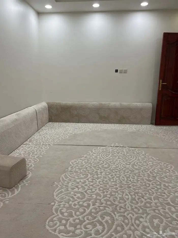 مساند و فراش وستاره للبيع 4