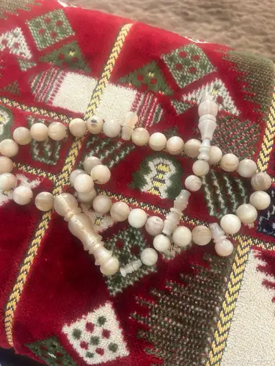 سلام عليكم معرض لكم سبحة نادرة أهل النوادر سبحة الخرز حقها 16