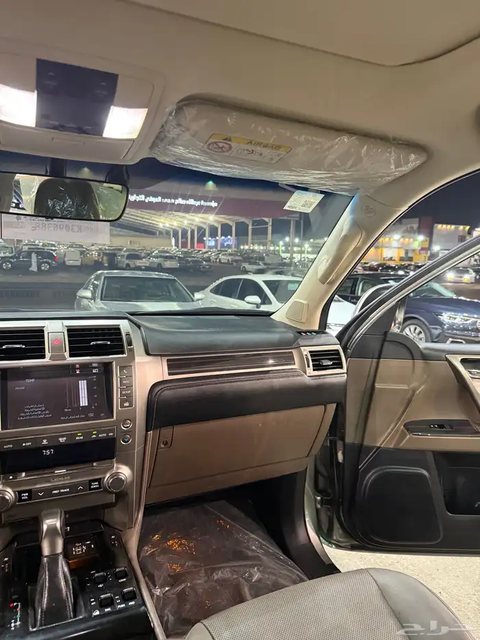 لكزس GX460 2020 16