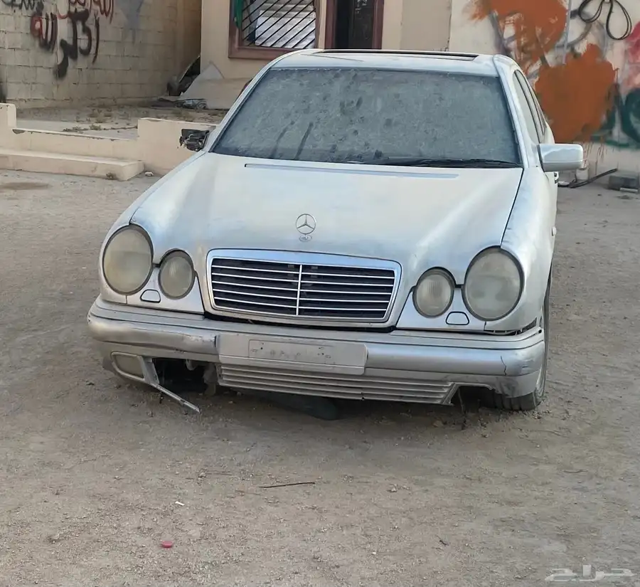 مرسيدس ام عيون للبيع قطع غيار 0