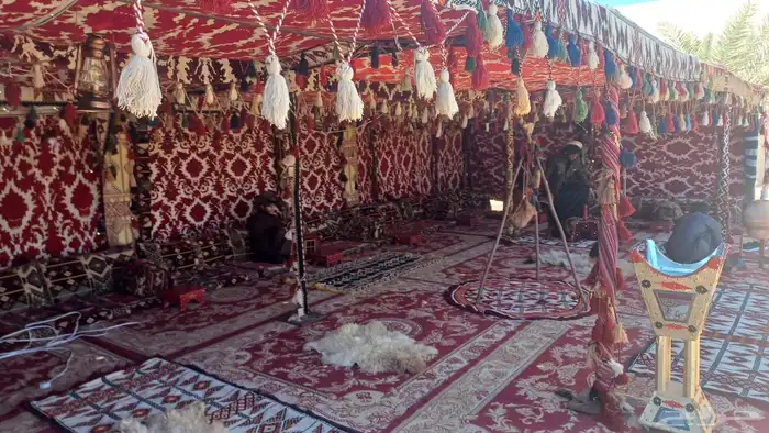 تأجير كنب تاجير كراسي وطاولات وخيام كنبات ومكيفات وزل 35