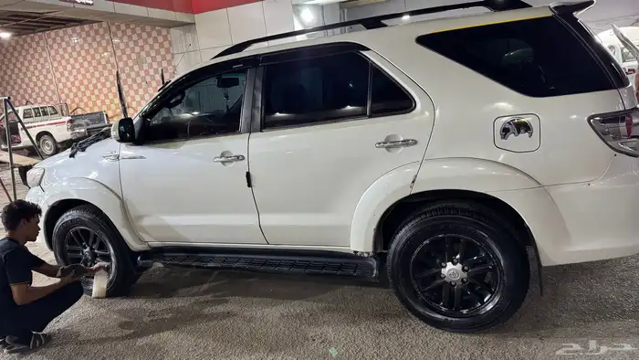 Toyota fortuner 1