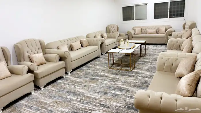 كنب شبه جديد تم البيييع 0