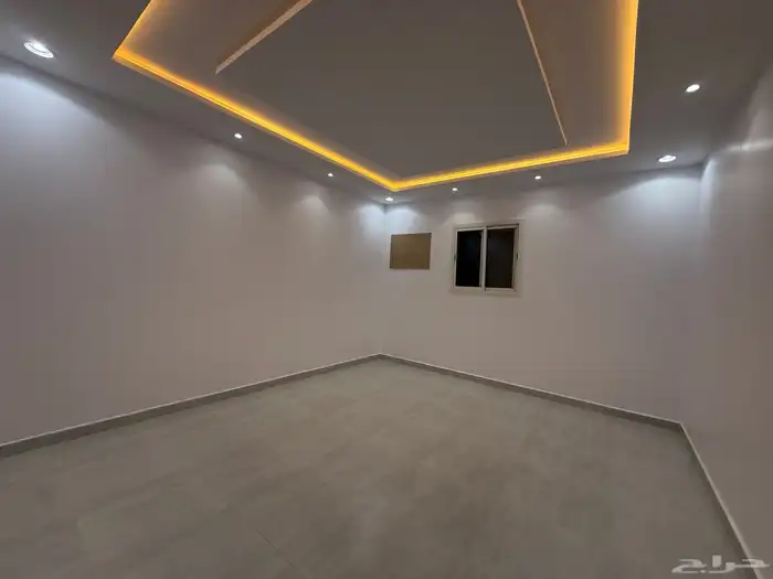فيلا للبيع دور ودور في الدار البيضاء مساحة 250م 8