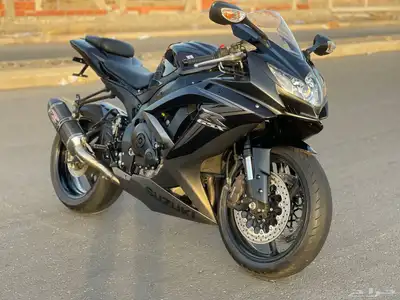 للبيع دباب سوزوكي 750 فيابر بلد 2010 2