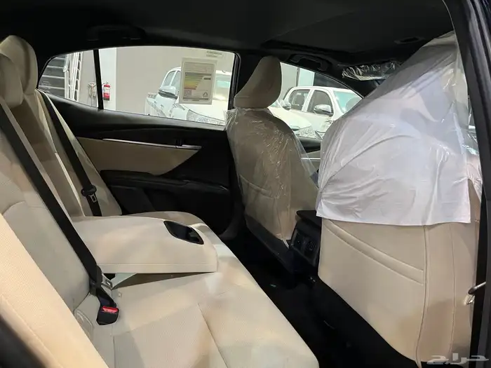 تويوتا كامري LE نص فل بنزين 2025 سعودي 6