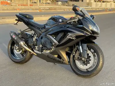 للبيع دباب سوزوكي 750 فيابر بلد 2010 0