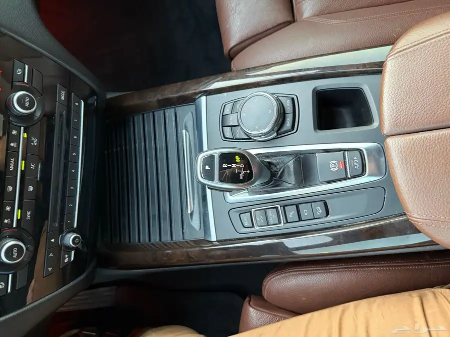 سيارة BMW X5 23