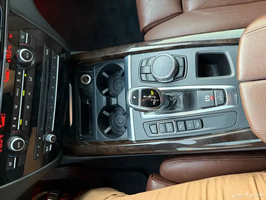سيارة BMW X5 22