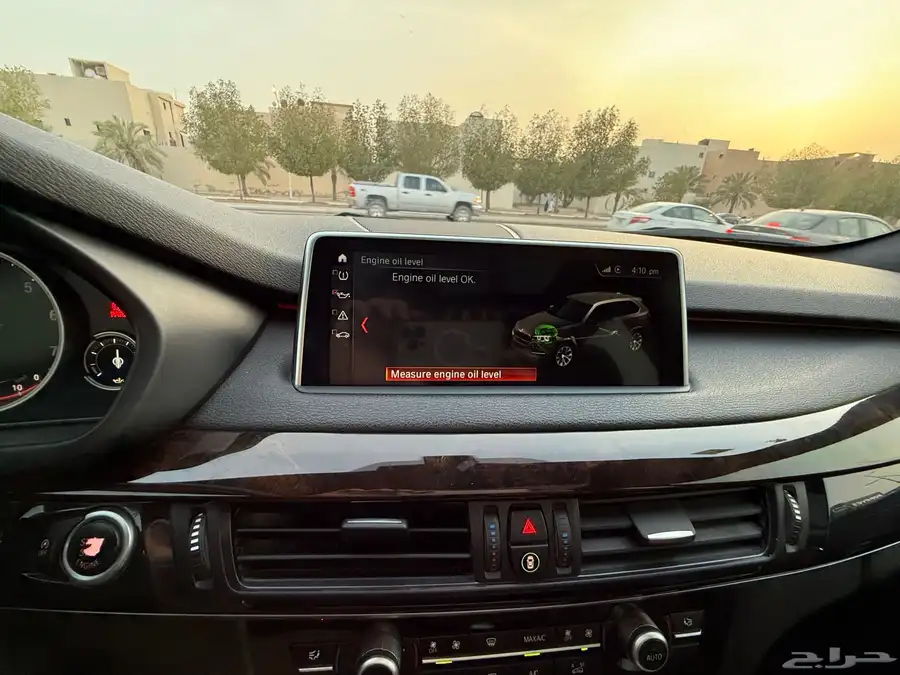 سيارة BMW X5 25