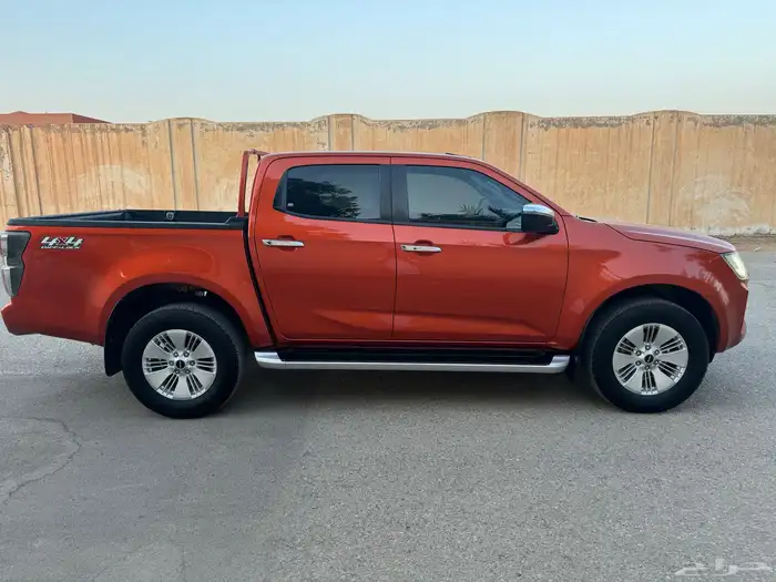 ايسوزو LS 2022 1