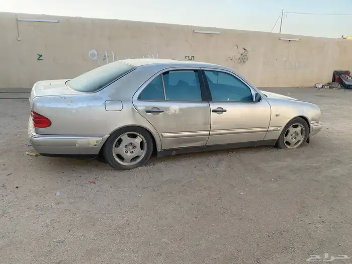 مرسيدس ام عيون للبيع قطع غيار 3