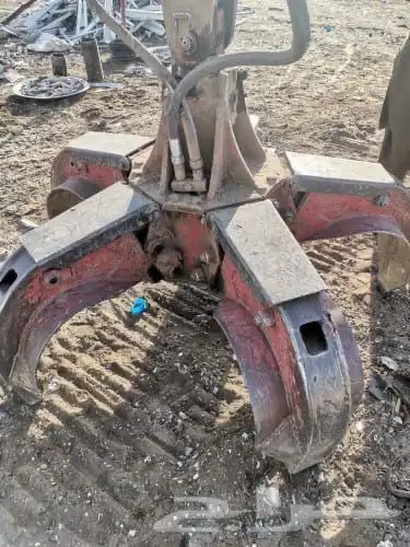 كماشة بوكلين كفرات والجنزير الاايجار 1