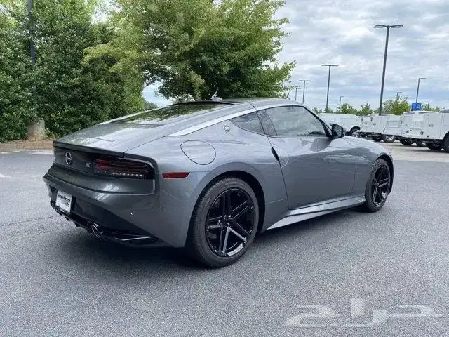 نيسان زد 2024 Nissan Z Sport شبه جديد بسعر منافس 3