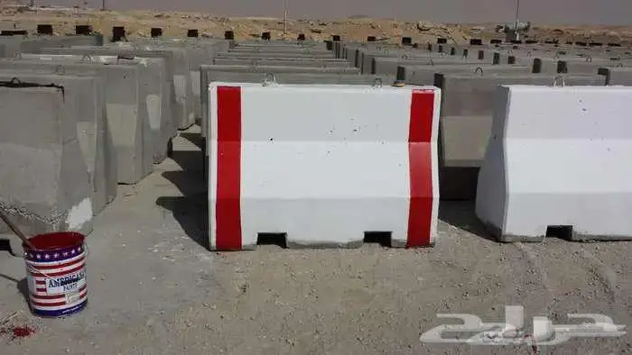 مصدات مواقف حواجز طرق قواعد مناهل 25