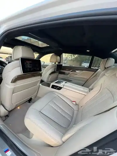 بي ام دبليو 740 كات M دايموند 12