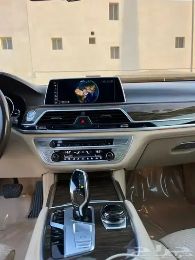 بي ام دبليو 740 كات M دايموند 19
