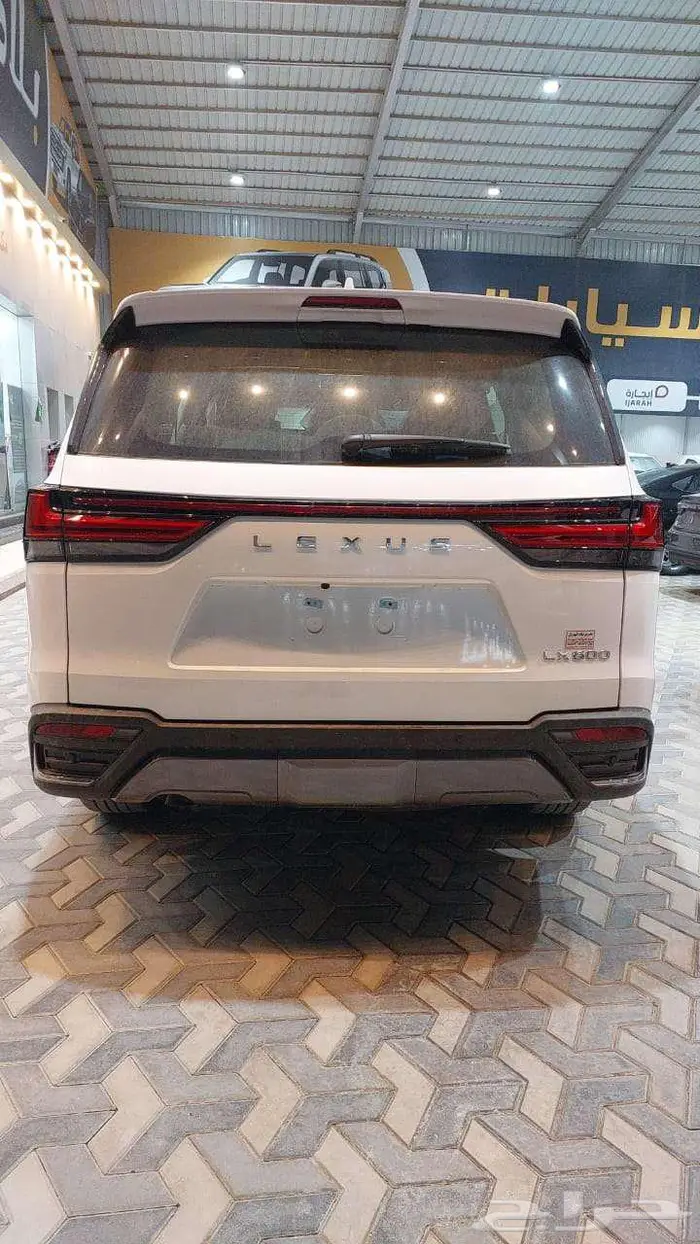 لكزس LX600 BB 2025 سعودي داخلي جملي 11