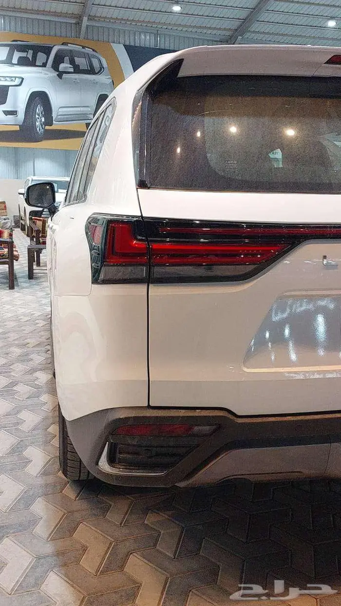 لكزس LX600 BB 2025 سعودي داخلي جملي 10